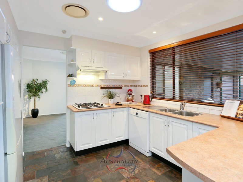 72 Cowper Circle, Quakers Hill NSW 2763