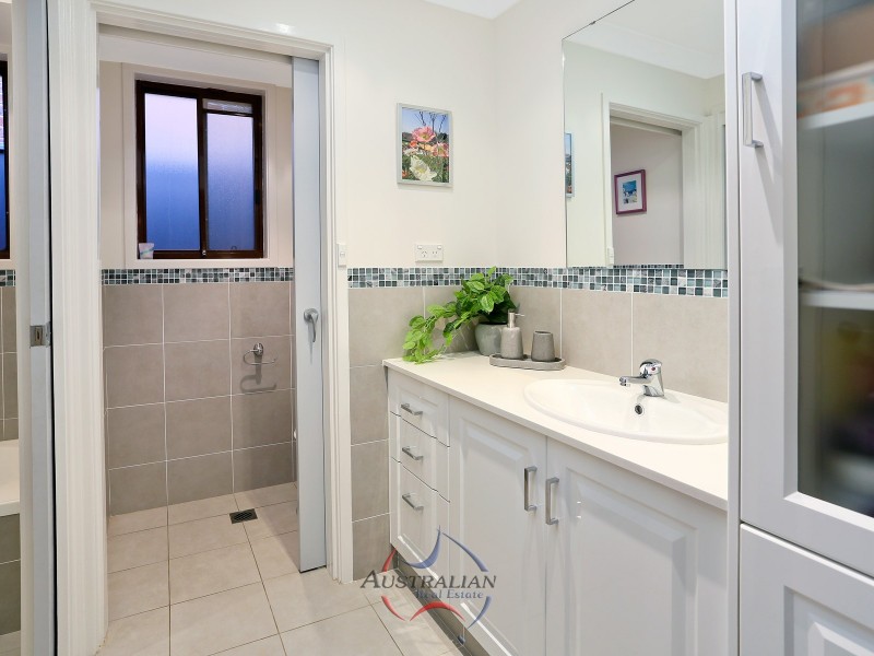 72 Cowper Circle, Quakers Hill NSW 2763