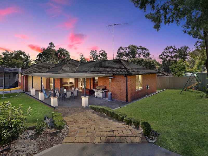 14 Medwin Place, Quakers Hill NSW 2763