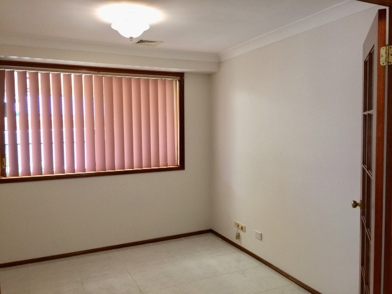 20 Lyndel Close, Quakers Hill NSW 2763