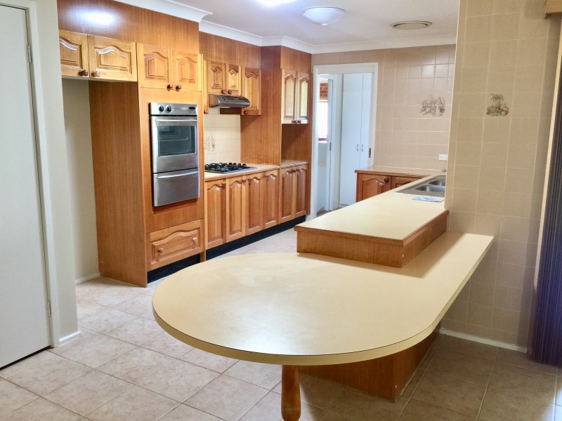 12 Medwin Place, Quakers Hill NSW 2763