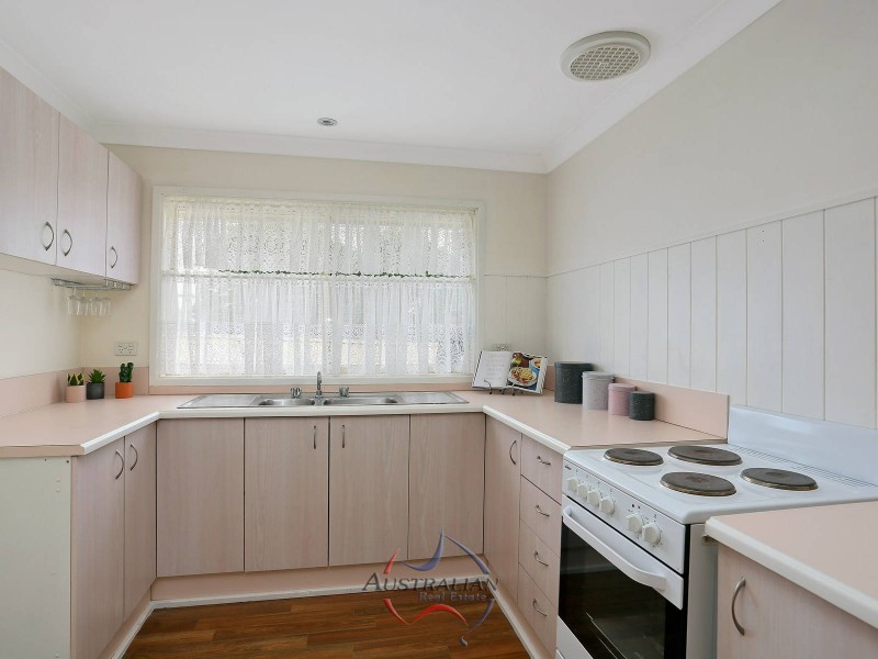 54 Pendley Crescent, Quakers Hill NSW 2763