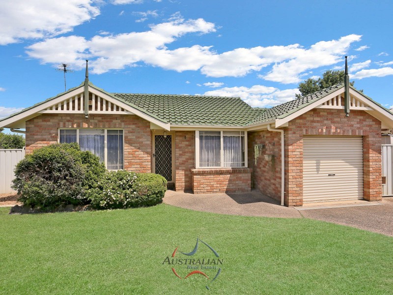 19 Ealing Place, Quakers Hill NSW 2763