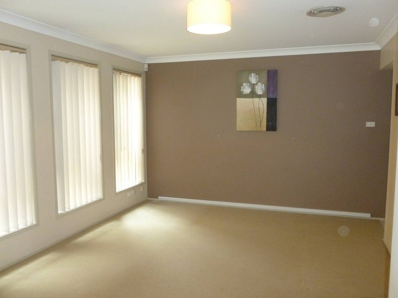 98 Trevor Toms Drive, Acacia Gardens NSW 2763