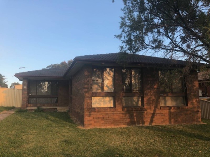 41 Cowper Circle, Quakers Hill NSW 2763