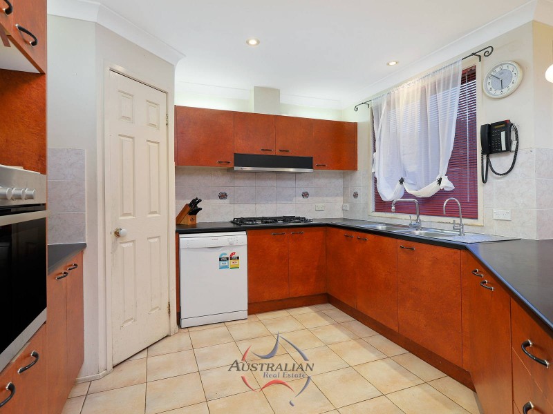 9 Penza Place, Quakers Hill NSW 2763