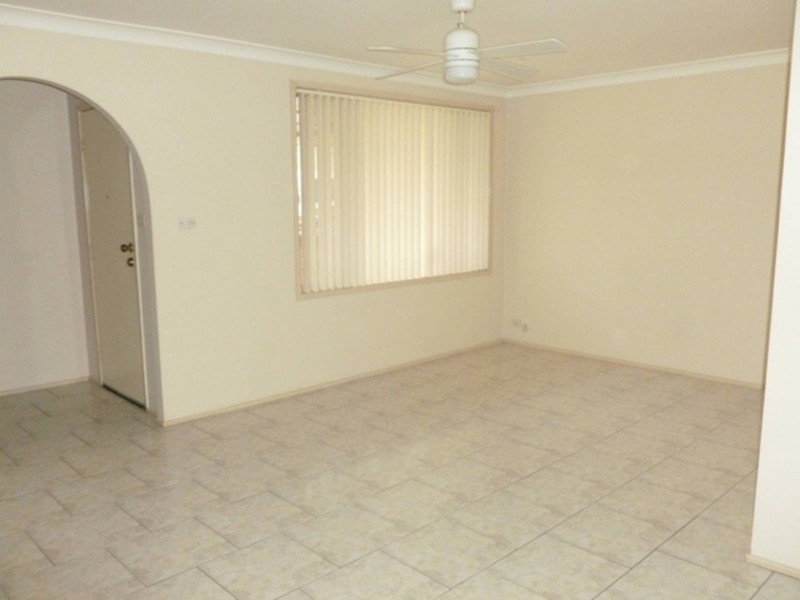 8 Zahra Place, Quakers Hill NSW 2763