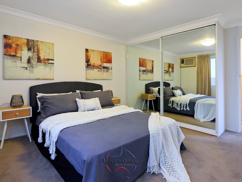 9 The Crescent, Toongabbie NSW 2146