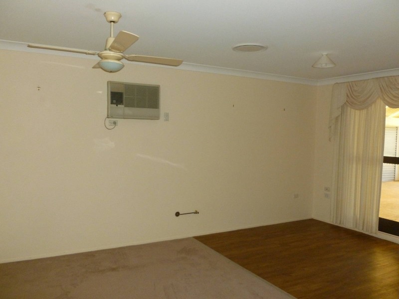 190 Farnham Road, Quakers Hill NSW 2763