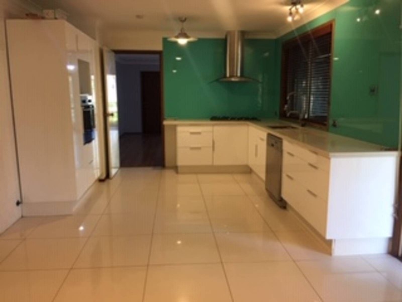 9 Zahra Place, Quakers Hill NSW 2763