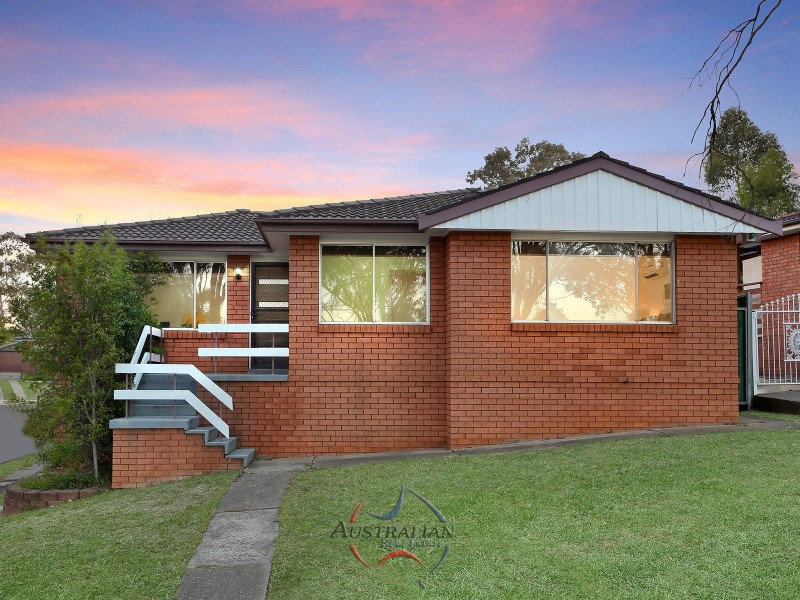 2 Marx Place, Quakers Hill NSW 2763