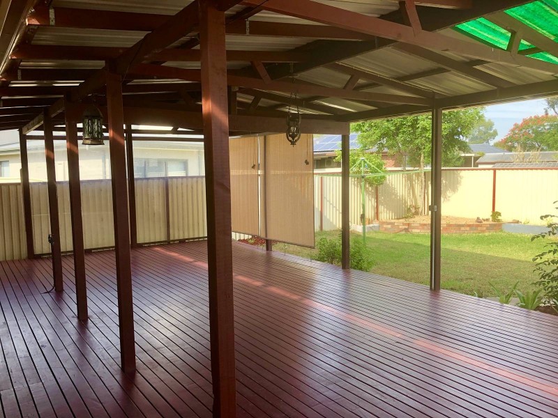 21 Tallagandra Drive, Quakers Hill NSW 2763