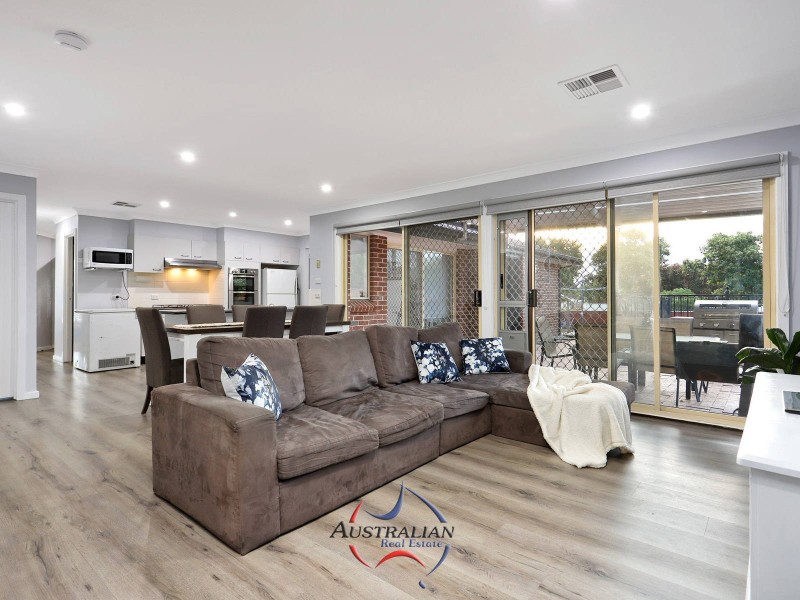 10 Reycroft Avenue, Quakers Hill NSW 2763