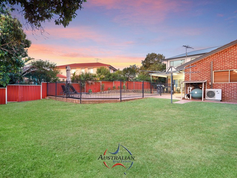 10 Reycroft Avenue, Quakers Hill NSW 2763