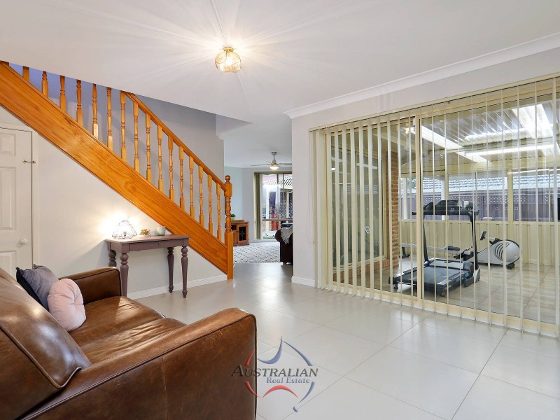 7 Fairburn Crescent, Minchinbury NSW 2770