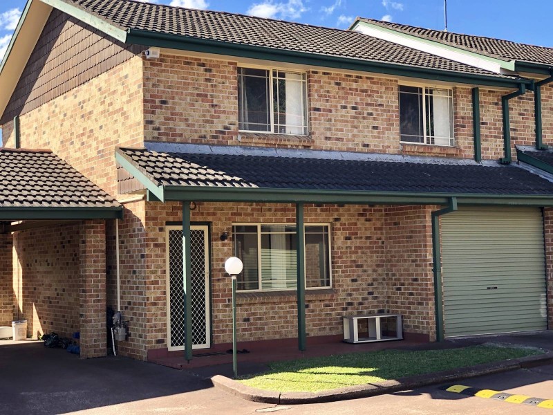 6/10 Stanbury Place, Quakers Hill NSW 2763