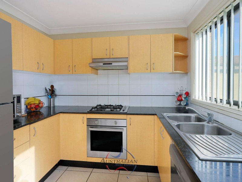 8/38 Hillcrest Road, Quakers Hill NSW 2763