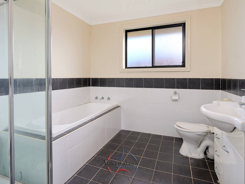 8/38 Hillcrest Road, Quakers Hill NSW 2763