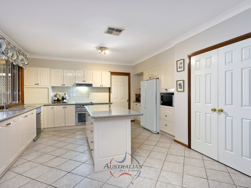 10 Bottlebrush Grove, Acacia Gardens NSW 2763