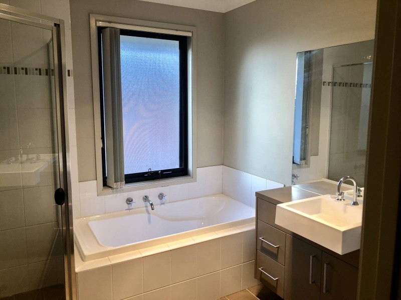 69 Tree Top Circuit, Quakers Hill NSW 2763
