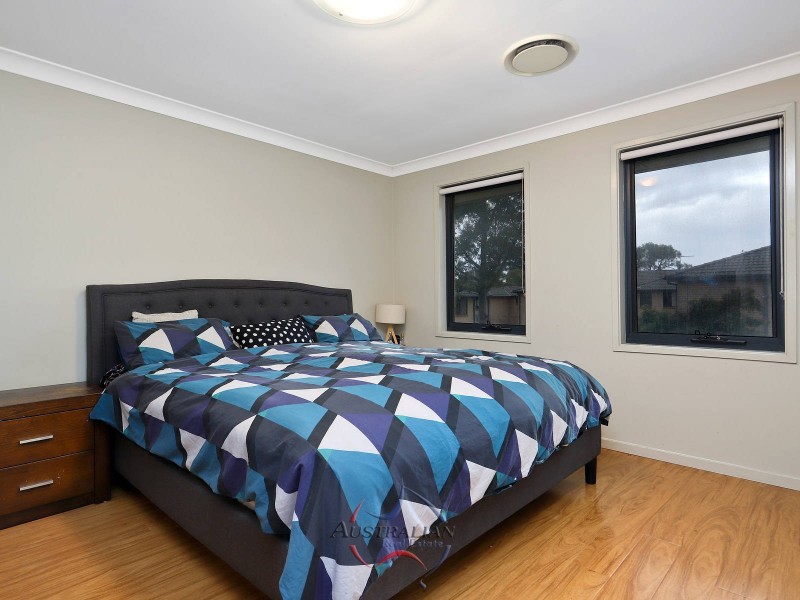 82 Tree Top Circuit, Quakers Hill NSW 2763