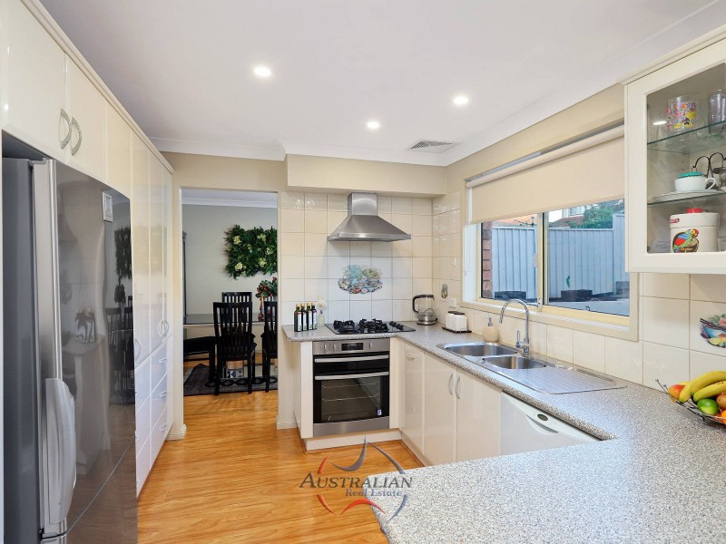 62 Pagoda Crescent, Quakers Hill NSW 2763