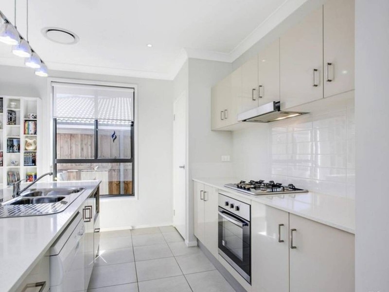 64 Angelwing Street, The Ponds NSW 2769