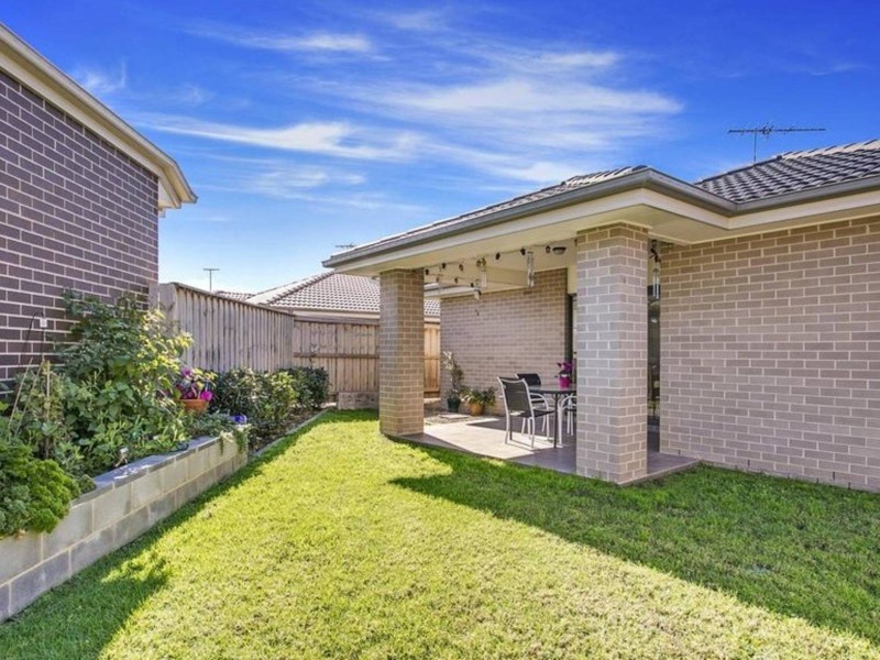 64 Angelwing Street, The Ponds NSW 2769