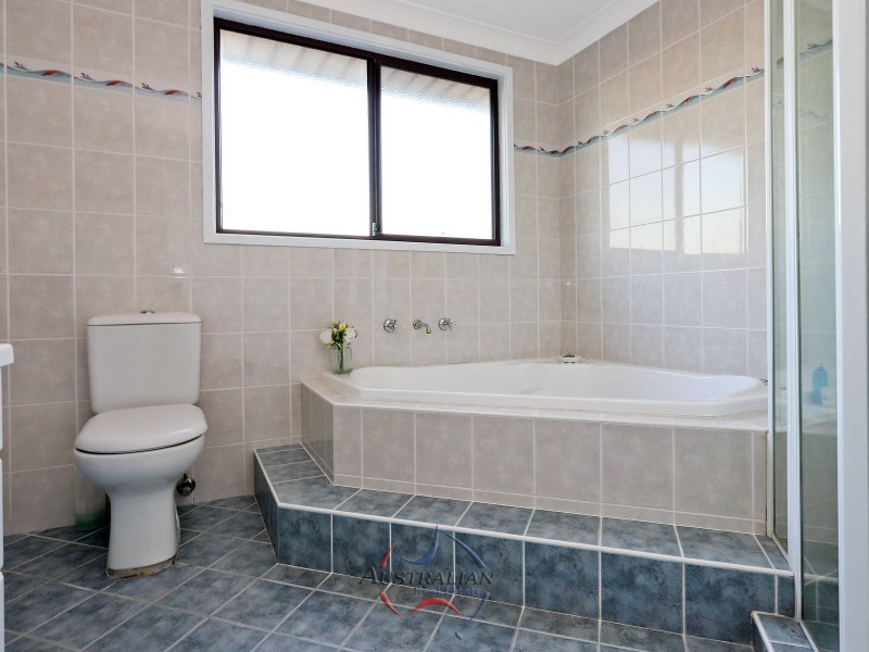 27 Lobelia Crescent, Quakers Hill NSW 2763