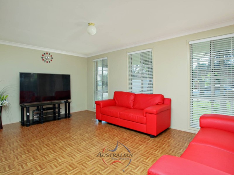 52 Farnham Road, Quakers Hill NSW 2763