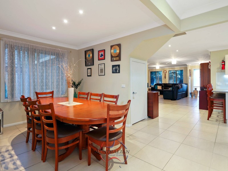 16 Latan Way, Stanhope Gardens NSW 2768