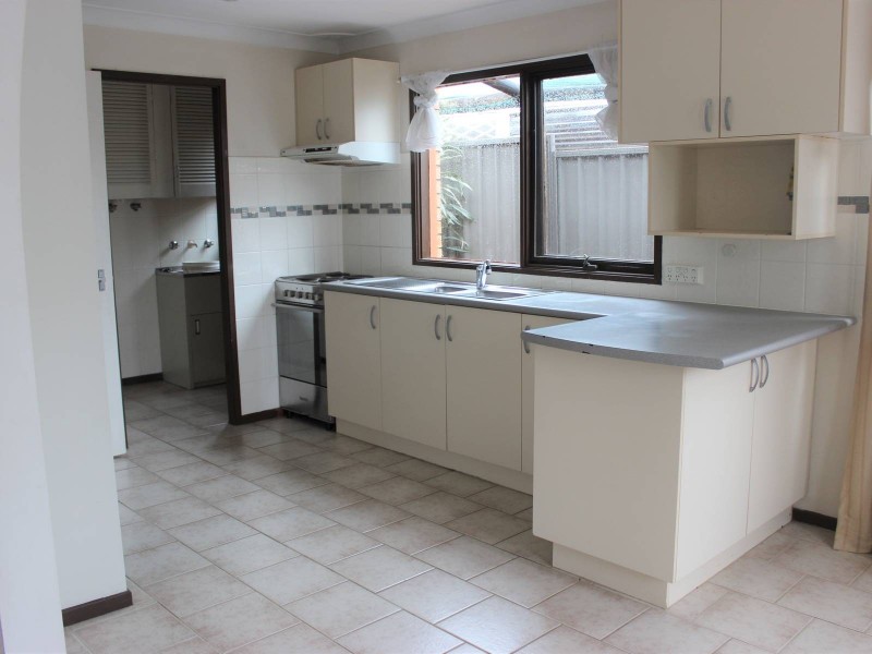 11 Bombala Crescent, Quakers Hill NSW 2763