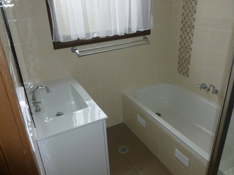 11 Bombala Crescent, Quakers Hill NSW 2763