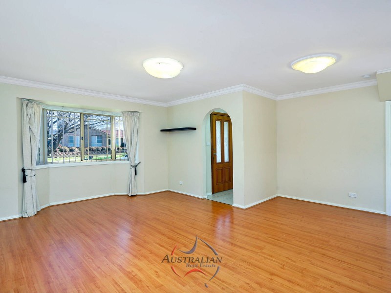 1b Roxby Grove, Quakers Hill NSW 2763