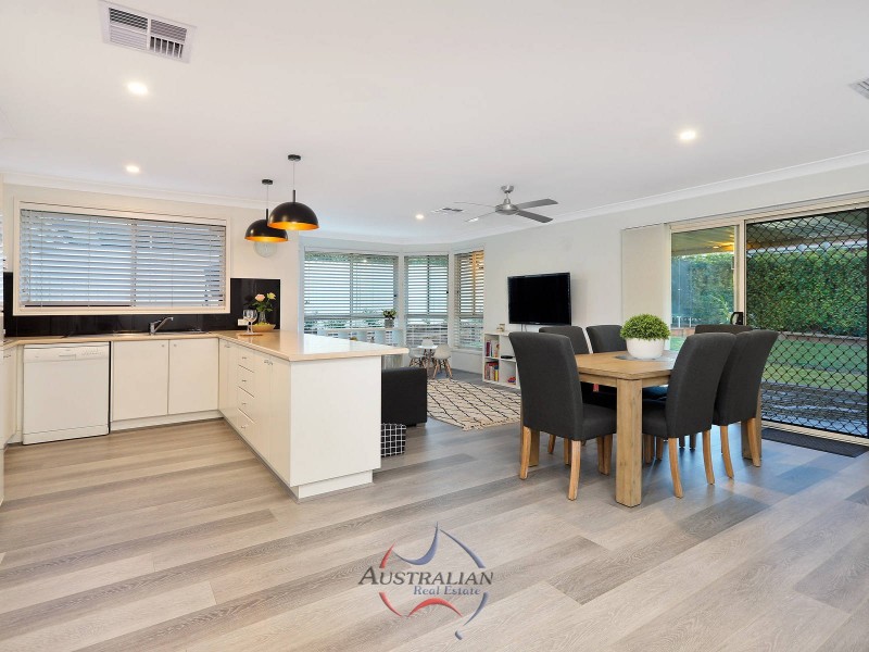 8 Brendan Place, Quakers Hill NSW 2763