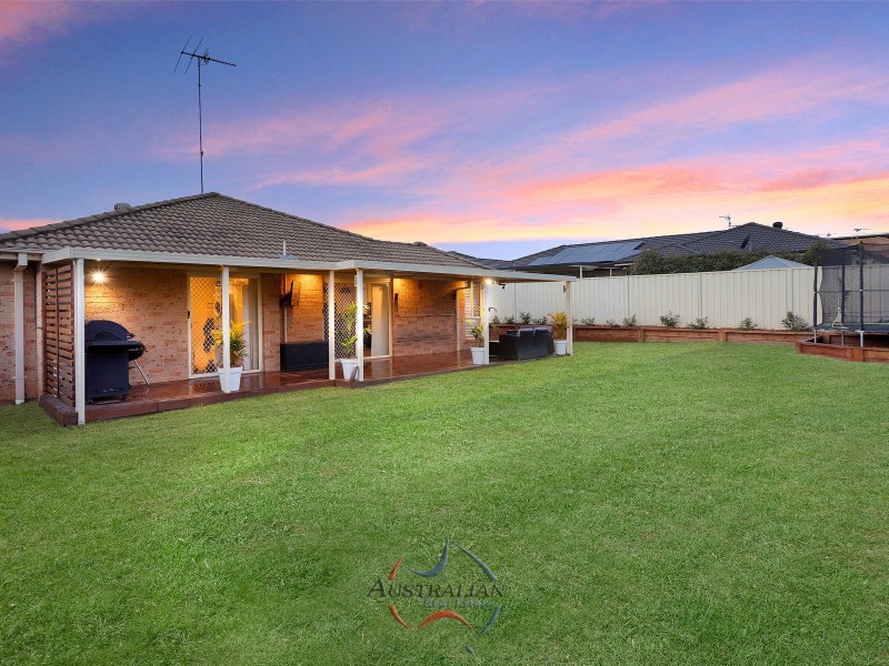 8 Brendan Place, Quakers Hill NSW 2763