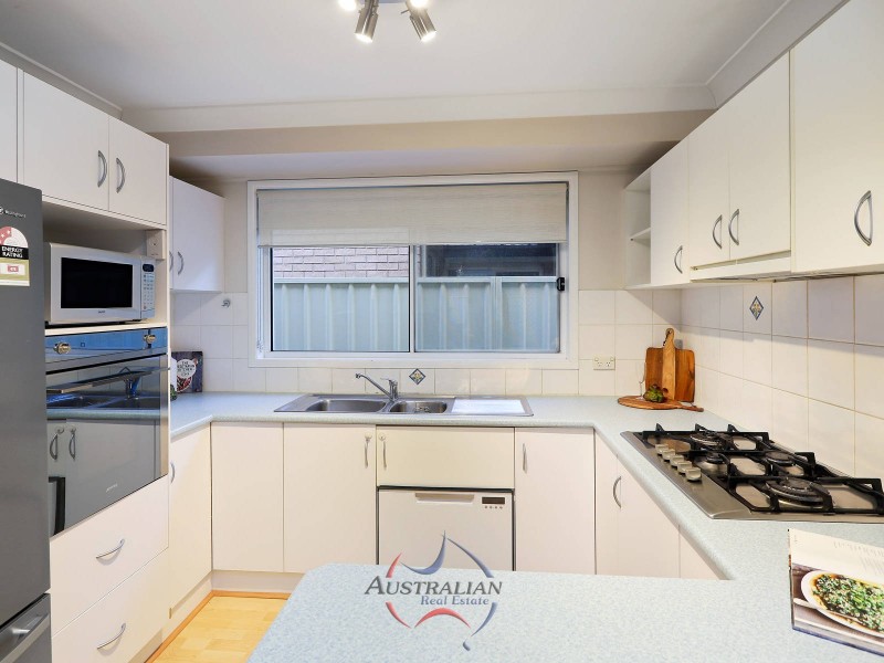 1 Violet Court, Quakers Hill NSW 2763