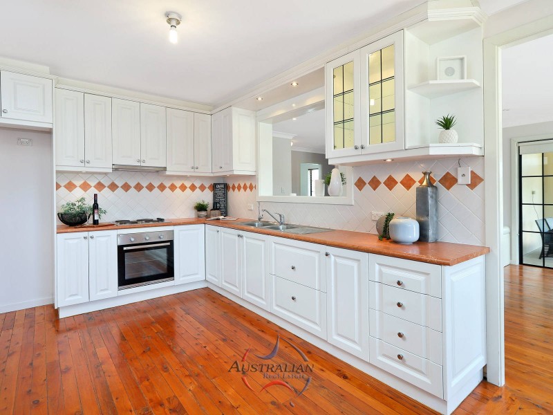 82 Tichborne Drive, Quakers Hill NSW 2763