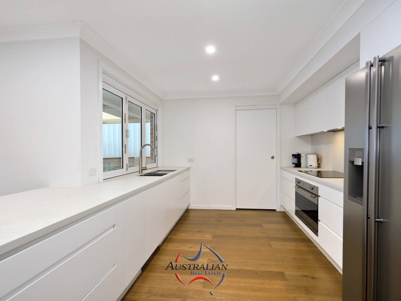 4 Monaco Place, Quakers Hill NSW 2763