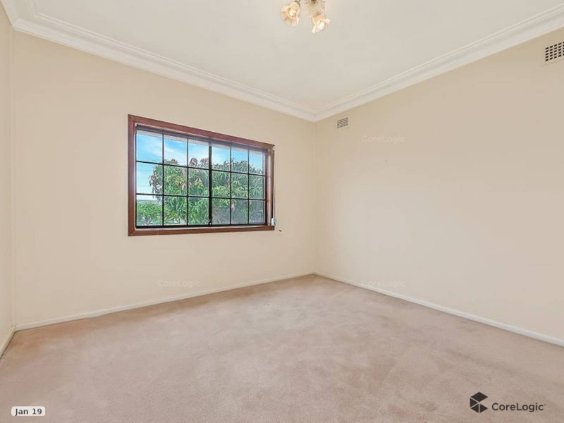 8 Meela Street, Blacktown NSW 2148