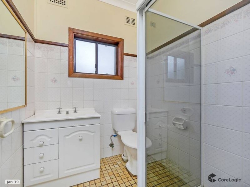 8 Meela Street, Blacktown NSW 2148