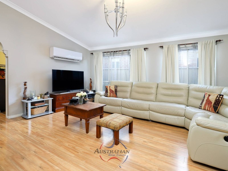 97 Manorhouse Blvd, Quakers Hill NSW 2763