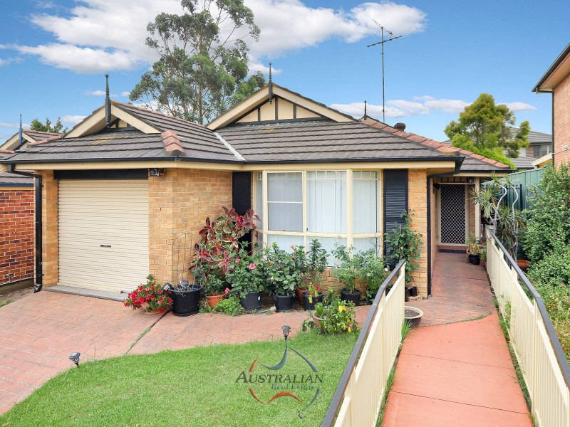 25  Kashmir Avenue, Quakers Hill NSW 2763