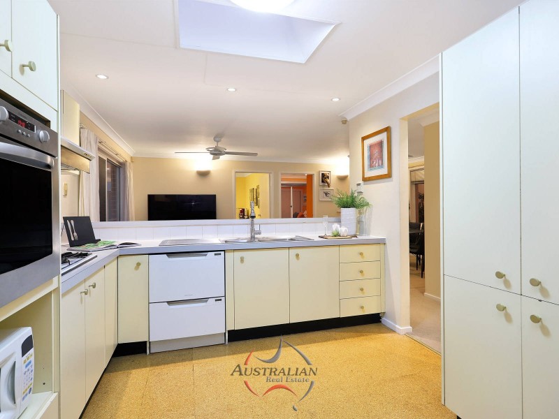 17 Kennington Avenue, Quakers Hill NSW 2763