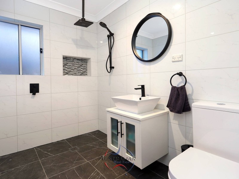 76  Narcissus Avenue, Quakers Hill NSW 2763