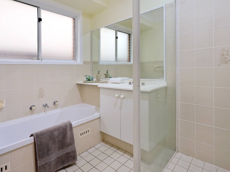 6 Devlin Place, Quakers Hill NSW 2763