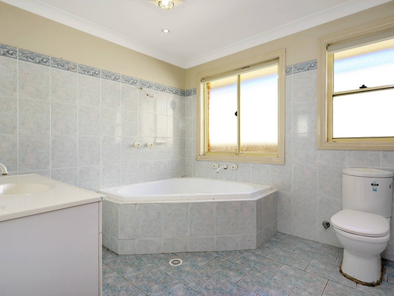 75 Kennington Avenue, Quakers Hill NSW 2763