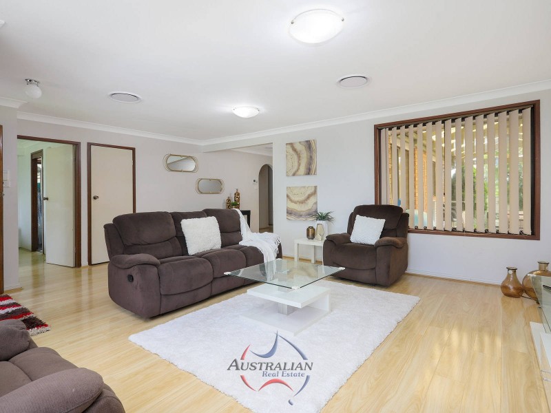 107 Cowper Circle, Quakers Hill NSW 2763