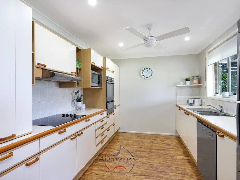 180 Quakers Road, Quakers Hill NSW 2763