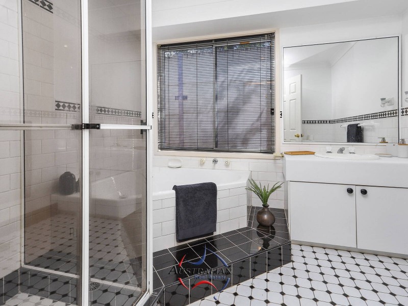 38 Maslin Crescent, Quakers Hill NSW 2763